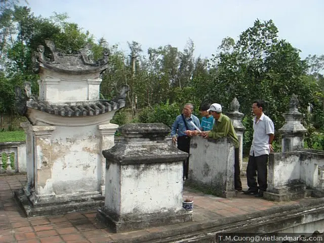 Cảnh quan Nhà Thờ Và Mộ Tiến Sĩ Phạm Nguyễn Du