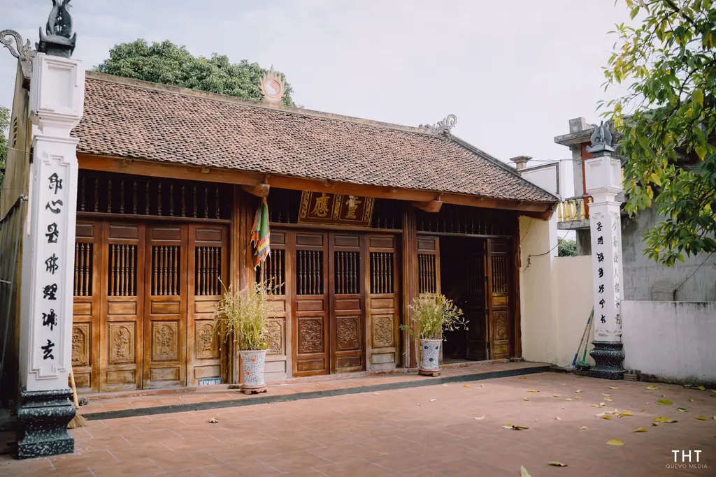 Khung cảnh Chùa Phả Lại