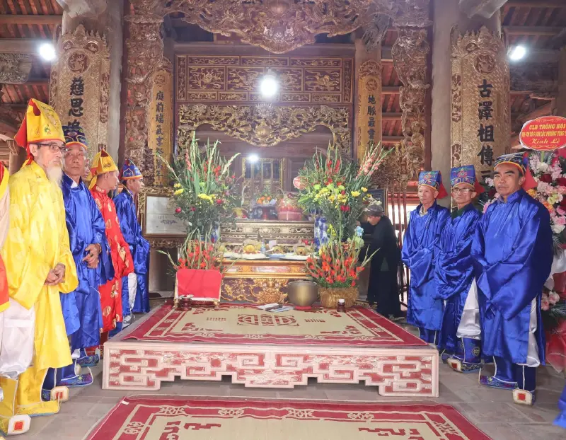 Không gian lễ tế tại Hội đình Thanh Lũng