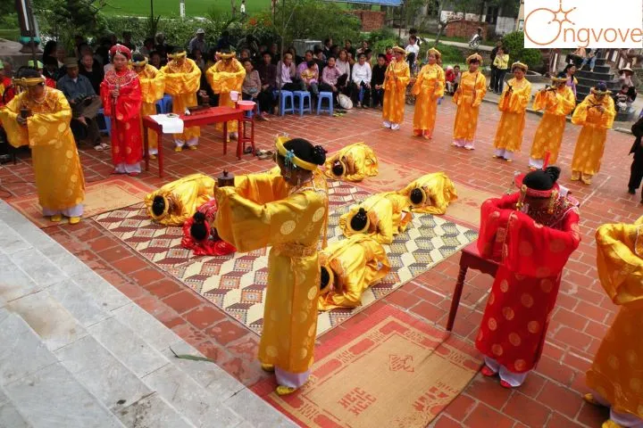 Lễ tế truyền thống tại Hội miếu Ông Địa