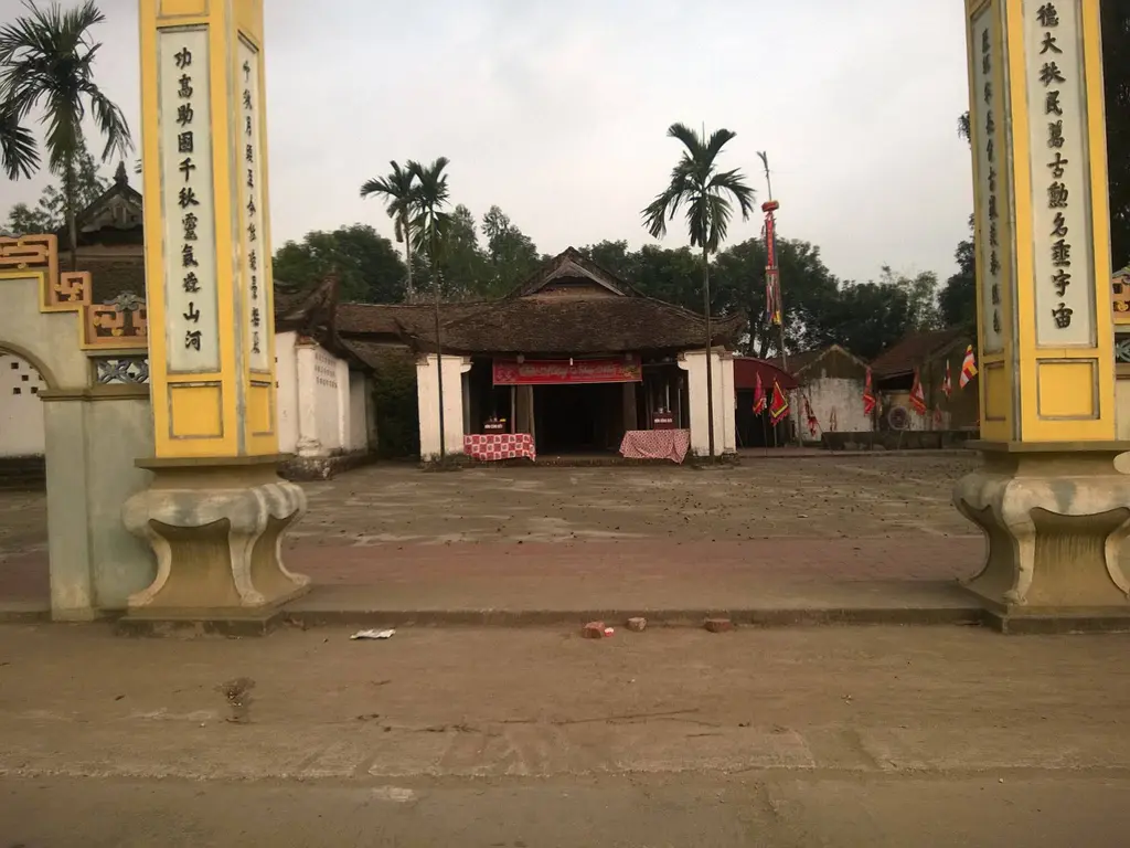 Cảnh quan di tích Đình Ngọc Tảo