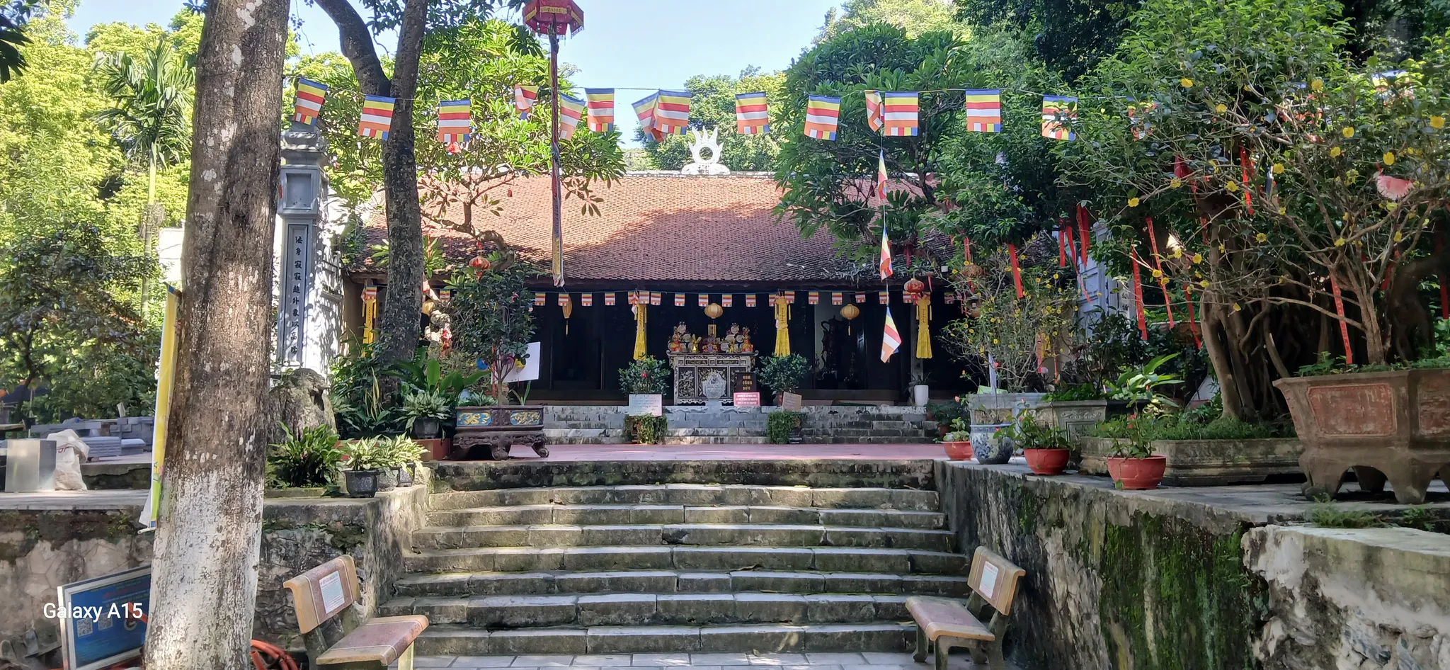 Không gian cảnh quan chùa Trầm