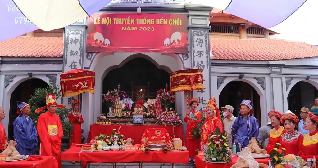 Quang cảnh lễ tế tại Hội đền Chòi