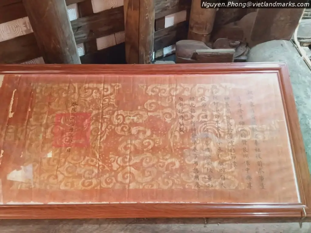 Sắc phong trong Đình Khê Tang
