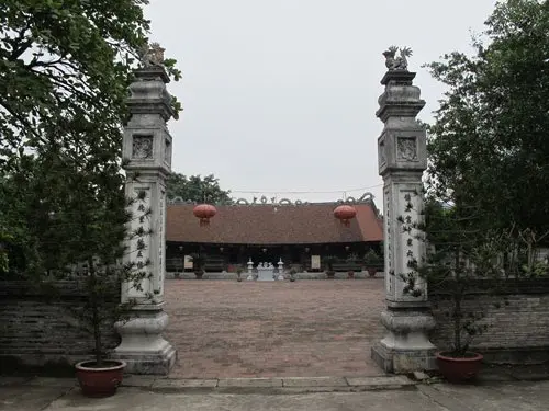 Cổng Đình Dư Hàng