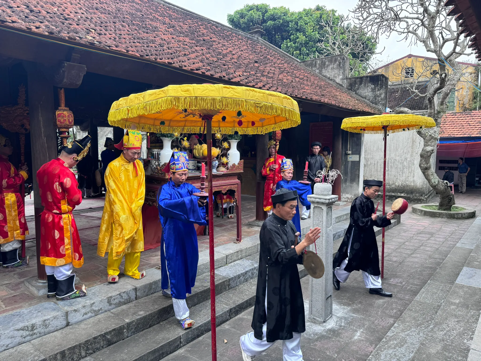 Lễ tế tại Hội làng Cầu Cả
