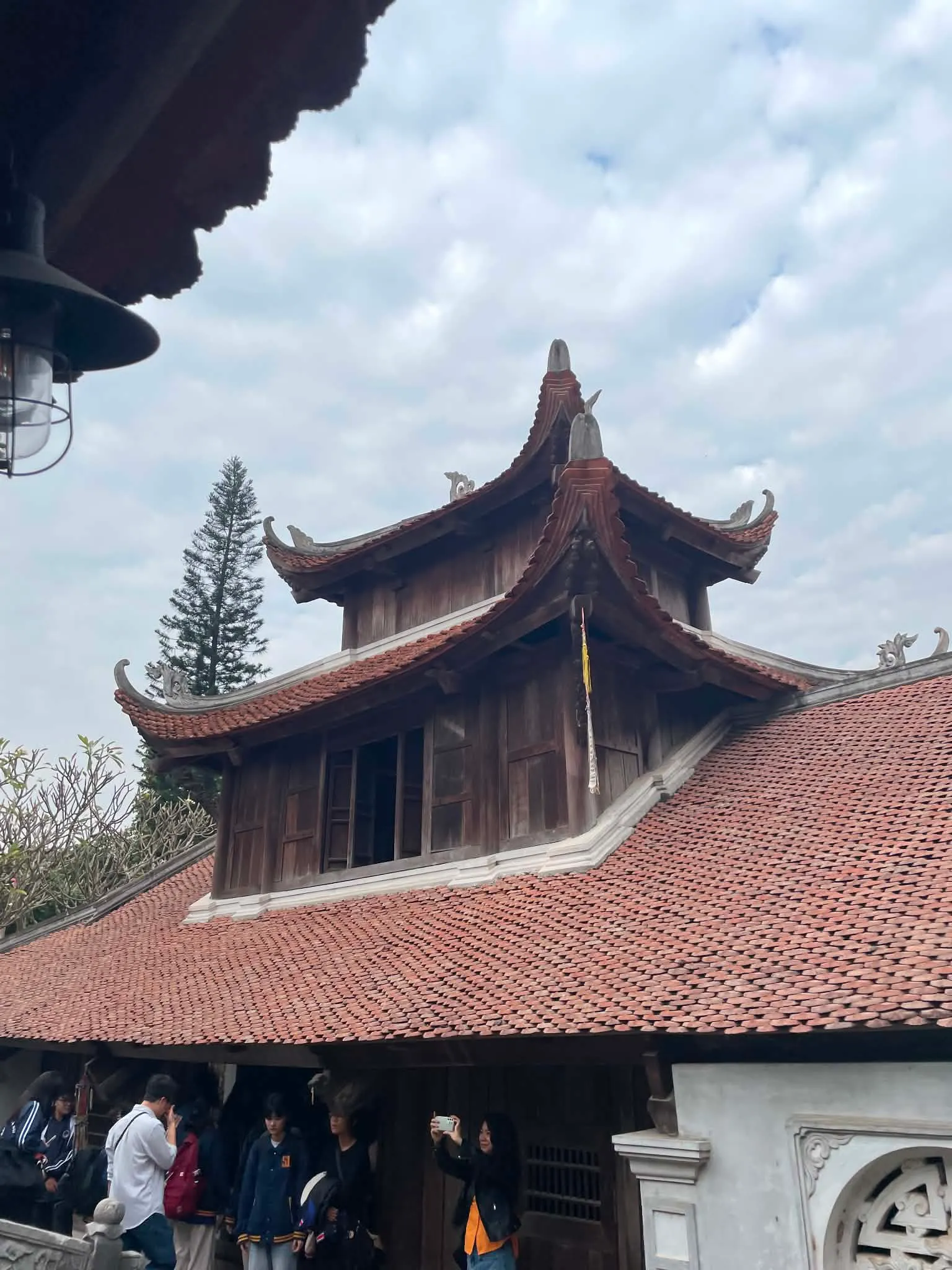Kiến trúc độc đáo tại Chùa Dâu