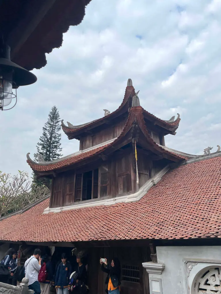 Kiến trúc độc đáo tại Chùa Dâu