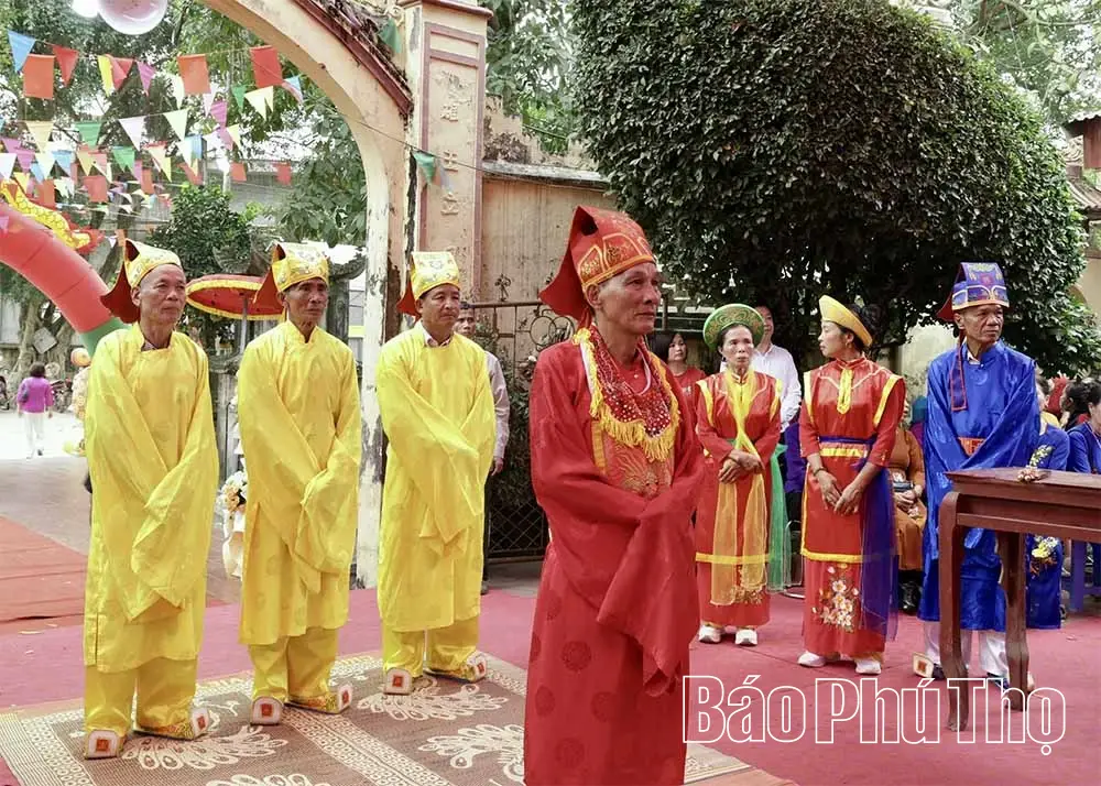 Lễ tế tại Lễ hội Khai xuân - khai sắc đền Bạch