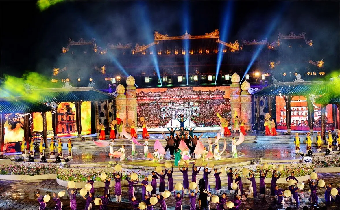 Văn nghệ tại Lễ hội Festival Huế