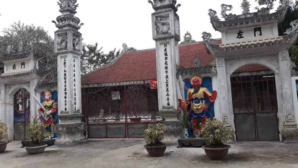 Tổng thể Đình Siêu Quần