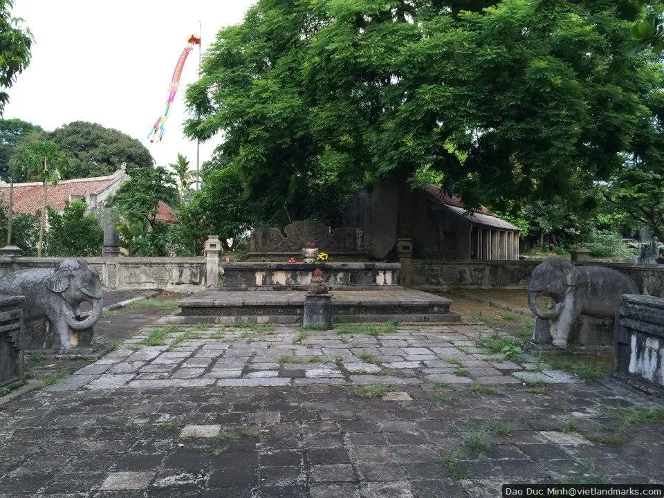 Tổng thể Quán đá Long Tiên
