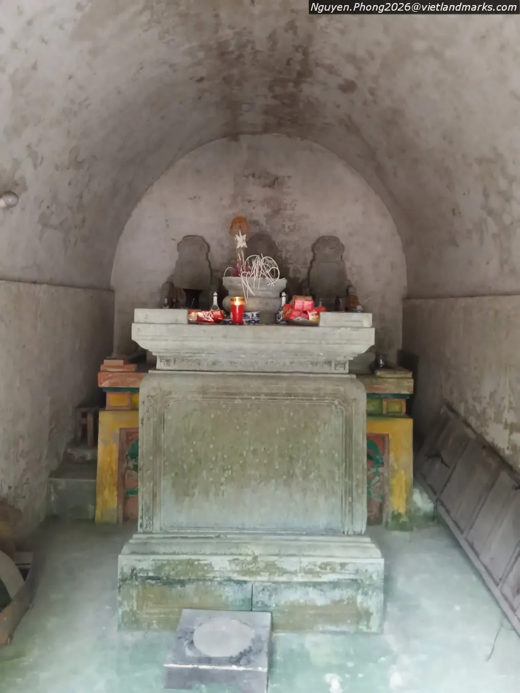 Bên trong Từ Vũ Đoàn Tướng Công