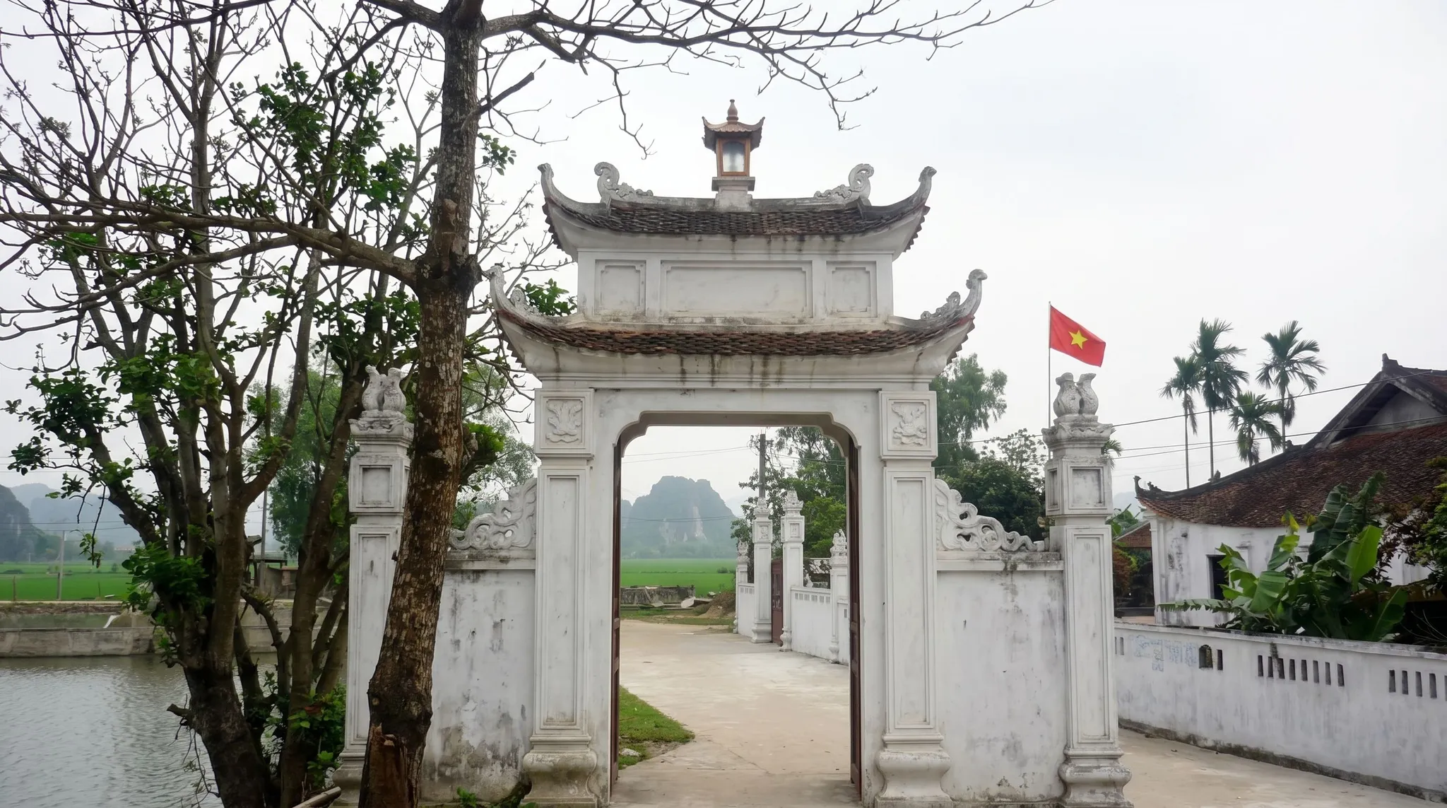Cổng Đình Nghi Lộc