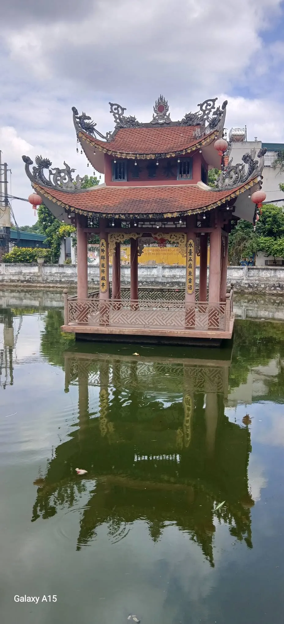 Thuỷ đình ở đình làng Chúc Sơn