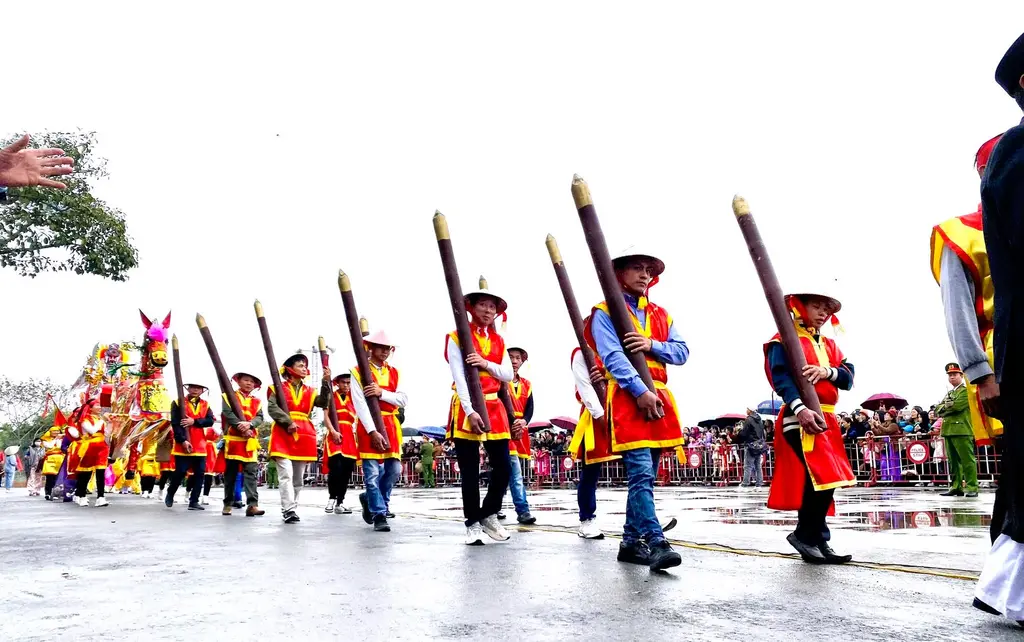 Đoàn rước Lễ hội Từ Lương Xâm