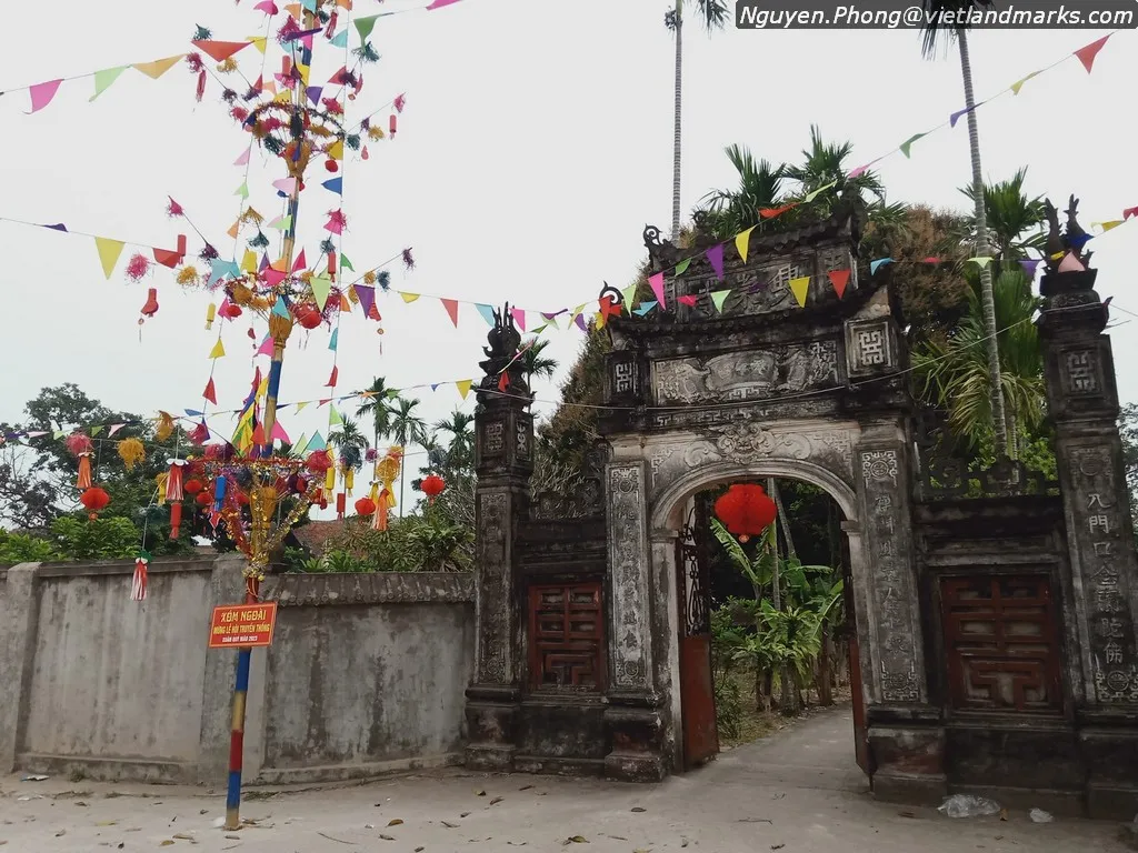 Cổng Chùa Phượng Mỹ