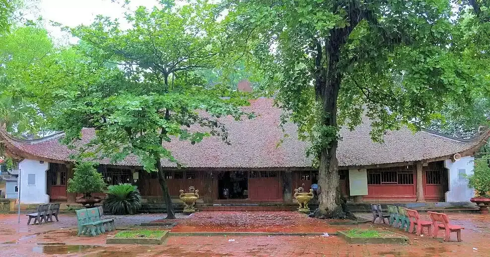 Cảnh quan Đình Thổ Tang