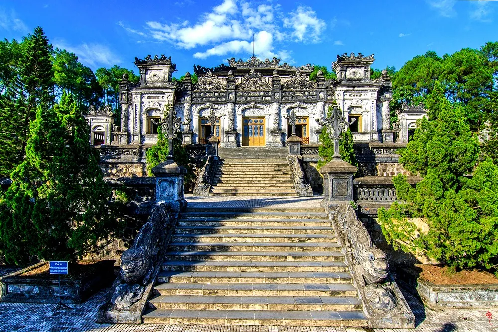 Kiến trúc, cảnh quan lăng Khải Định (Ứng Lăng)