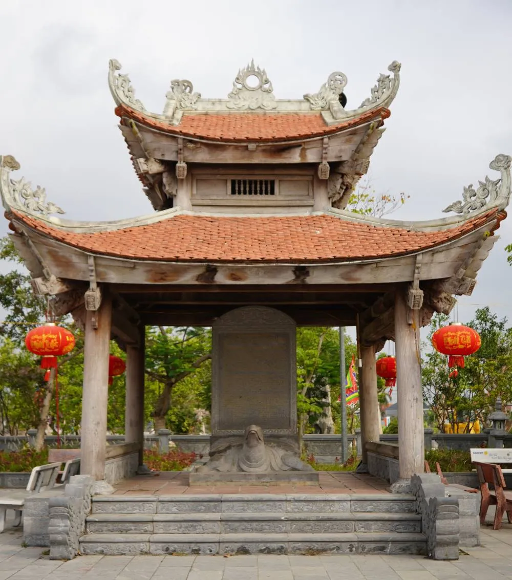 Nhà văn bia tại cụm di tích liên quan đến nhà Mạc tại Kinh Dương
