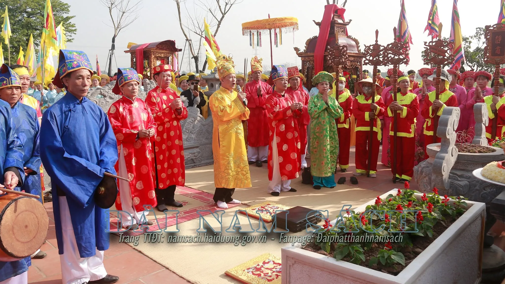 Lễ tế truyền thống tại Lễ hội đền Long Động