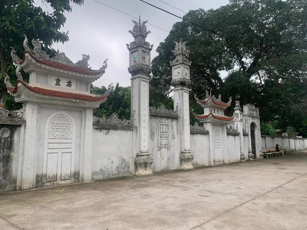 Cổng Đình Kim