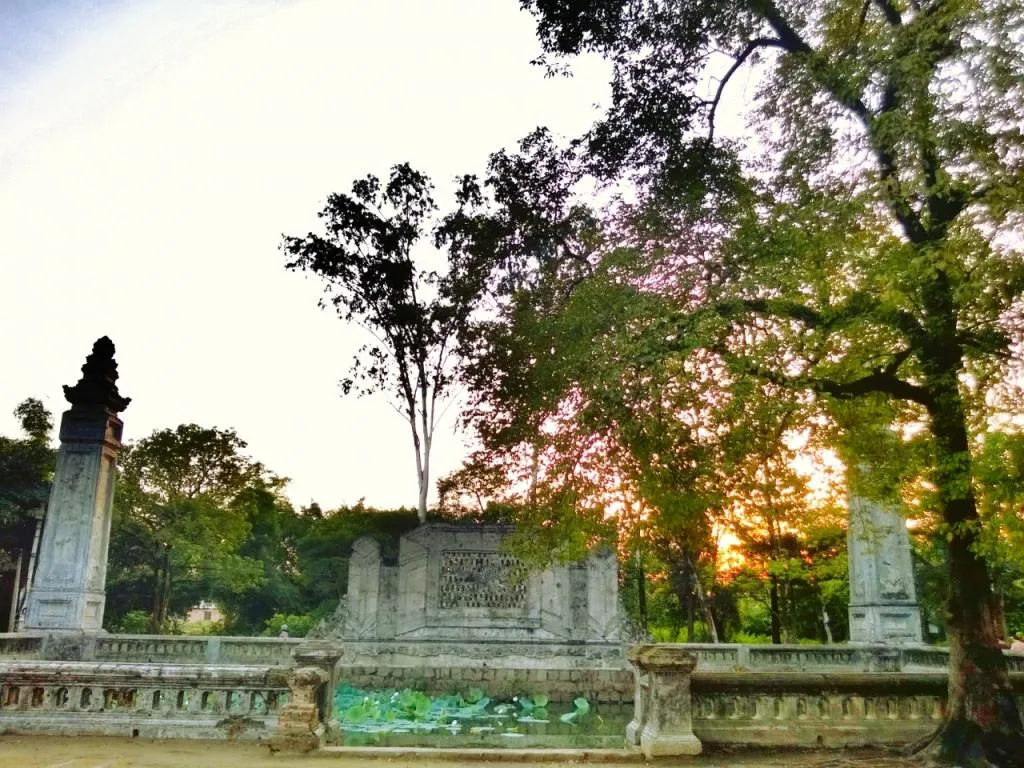 Không gian tại Lăng Vạn Vạn