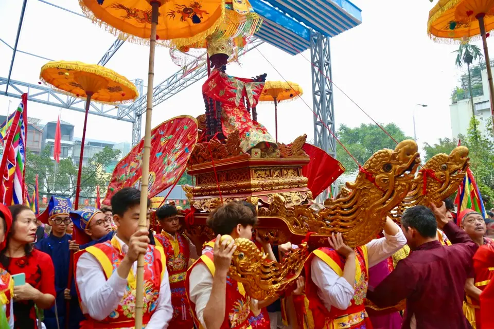 Lễ rước kiệu tại Hội đình Ngọc Hà