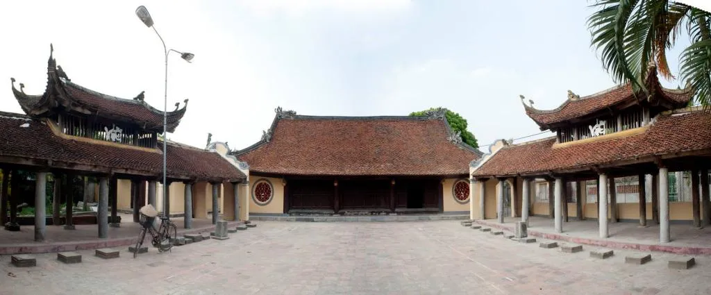 Khuôn viên Đình Tàu