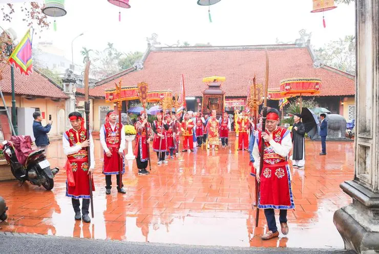Đoàn rước Hội đình Ngô Sài