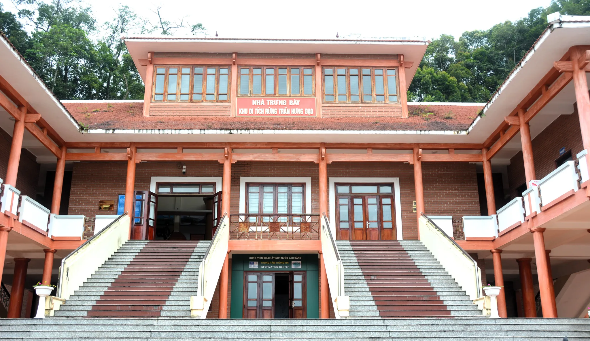 Khu nhà nơi thành lập đội Việt Nam Tuyên Truyền Giải Phóng Quân
