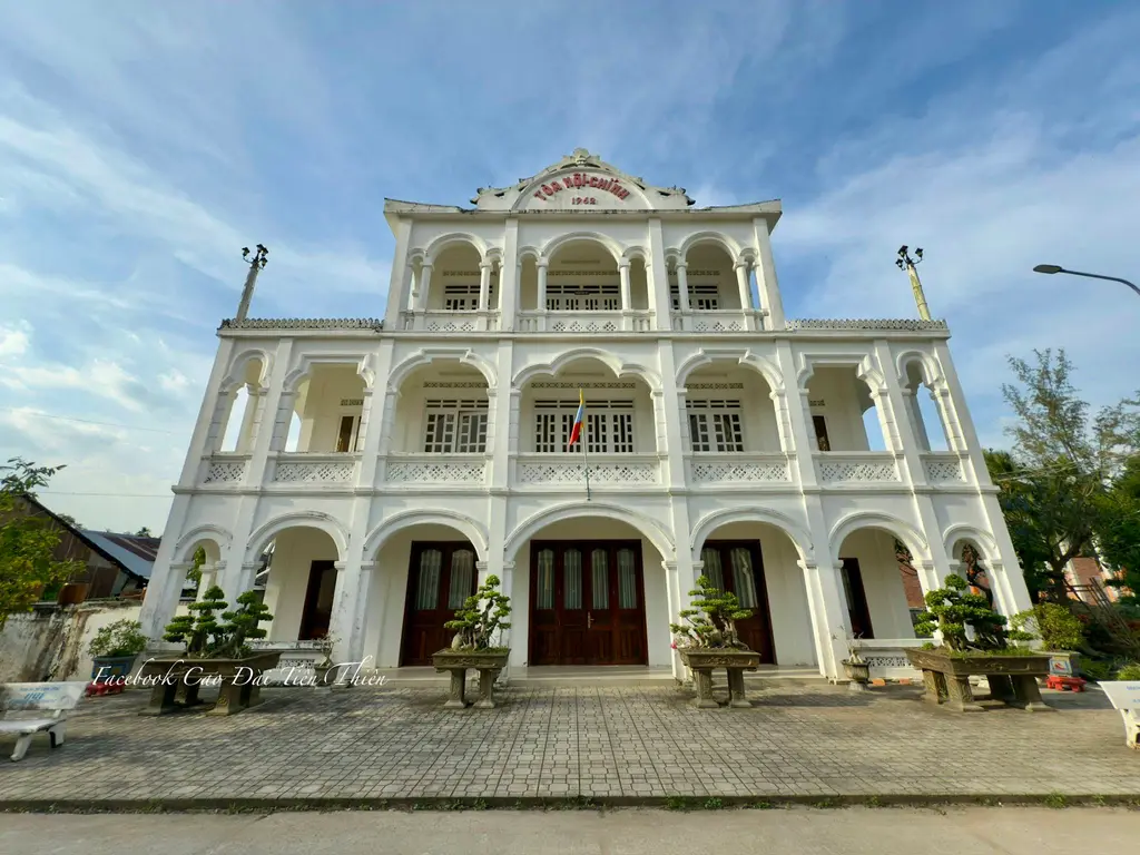 Cảnh quan khu di tích Tòa Thánh Cao Đài Tiên Thiên