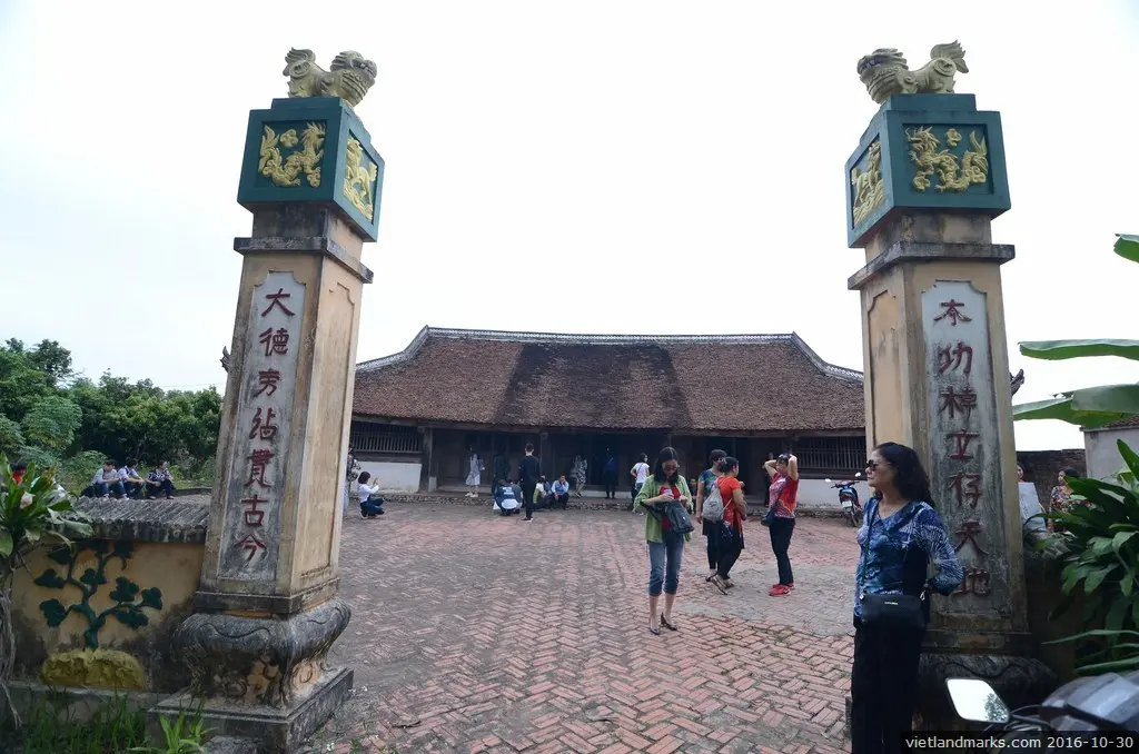 Cổng Đình Mỹ Lộc