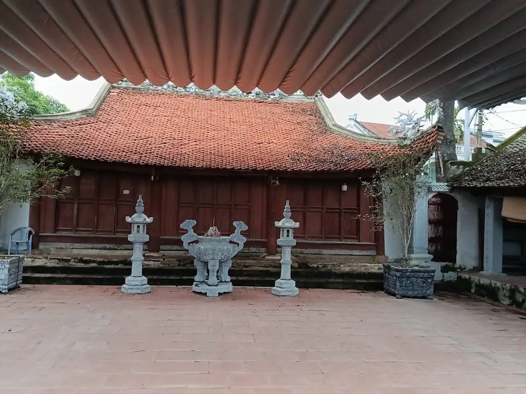 Cảnh quan di tích Đình Hạ Bằng