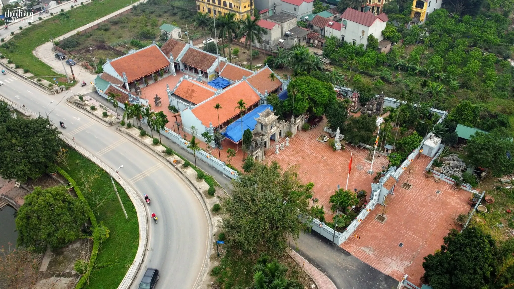 Chùa Sùng Phúc (Thổ Khối) nhìn toàn cảnh