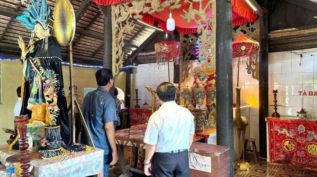 Không gian di tích Miếu Tân Hoà