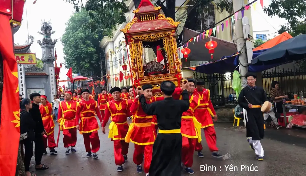 Lễ rước kiệu Hội đình Yên Phúc