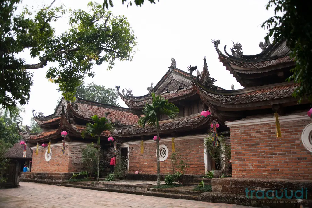 Cảnh quan di tích Chùa Tây Phương