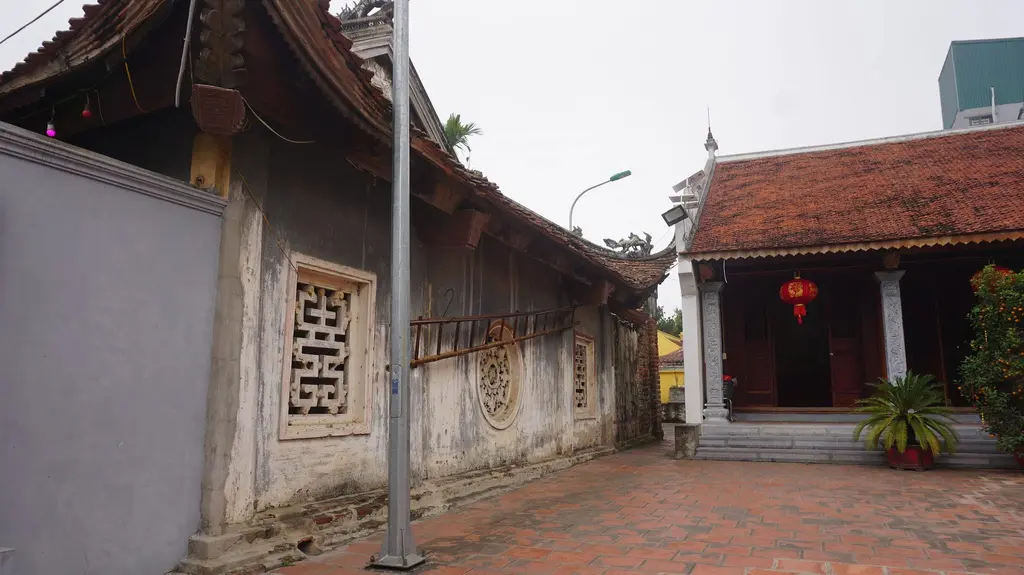 Không gian cảnh quan di tích Đình La Dương