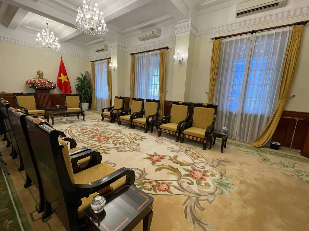 Bên trong di tích Tòa nhà trụ sở Bộ Ngoại giao