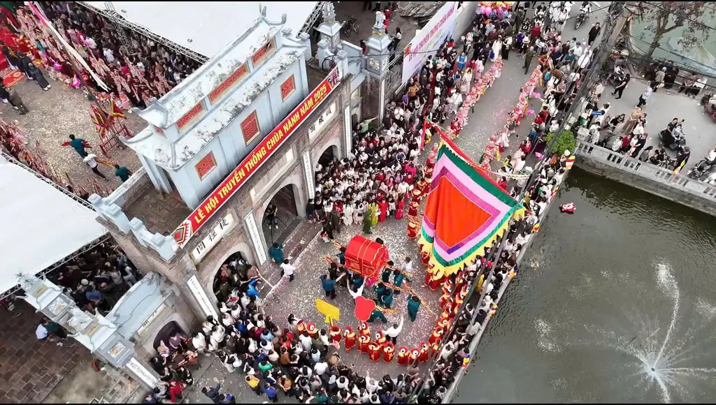 Không gian Hội chùa Nành