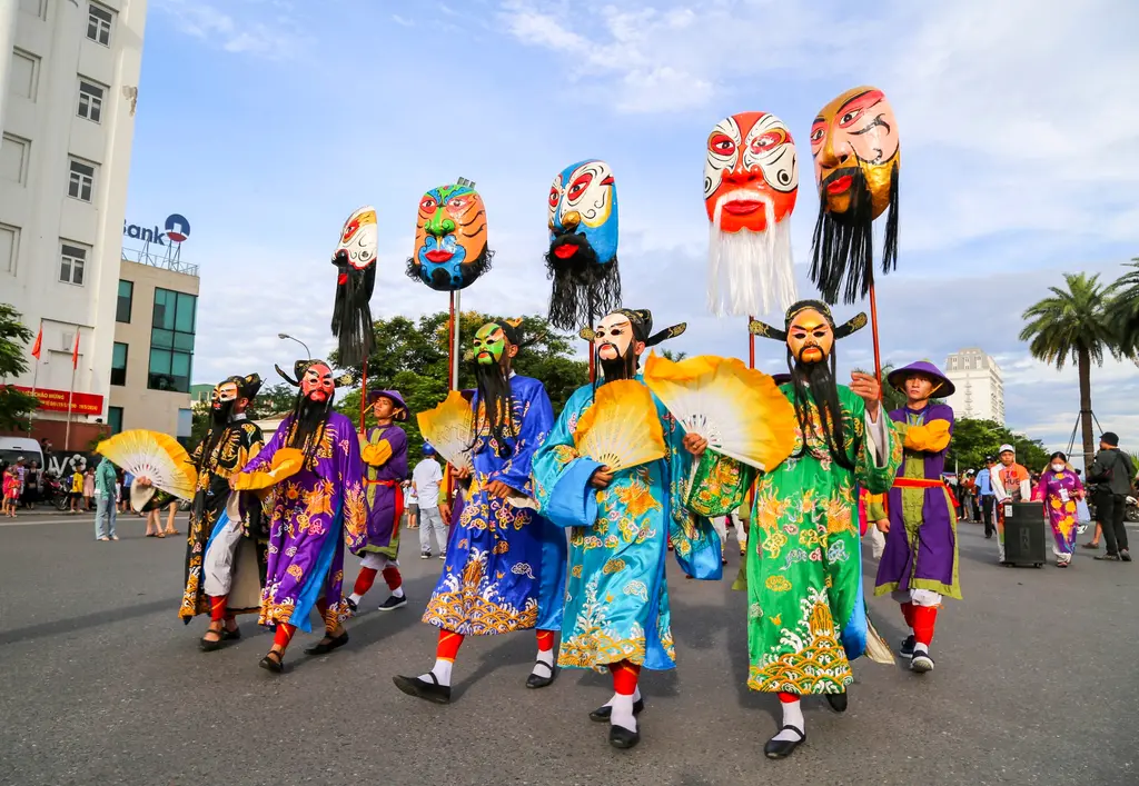 Diễu hành tại Lễ hội Festival Huế