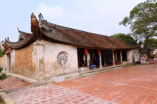 Không gian cảnh quan di tích Đình Đức Hậu