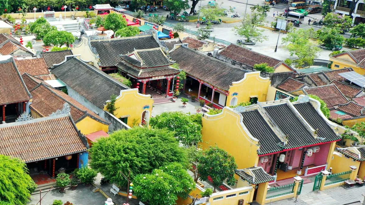 Hội quán Hải Nam nhìn từ trên cao