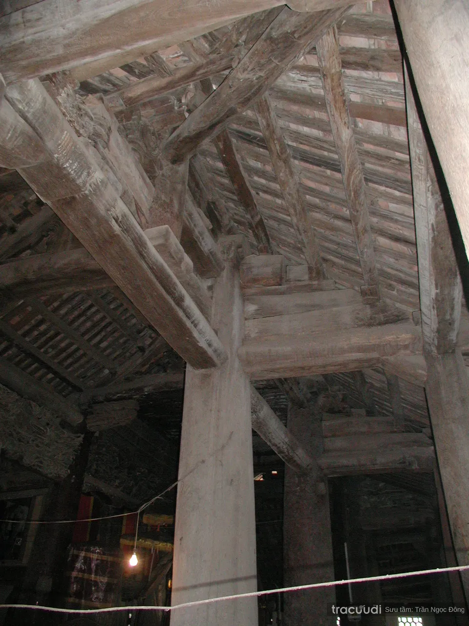 Kiến trúc gỗ Đình Hương Canh