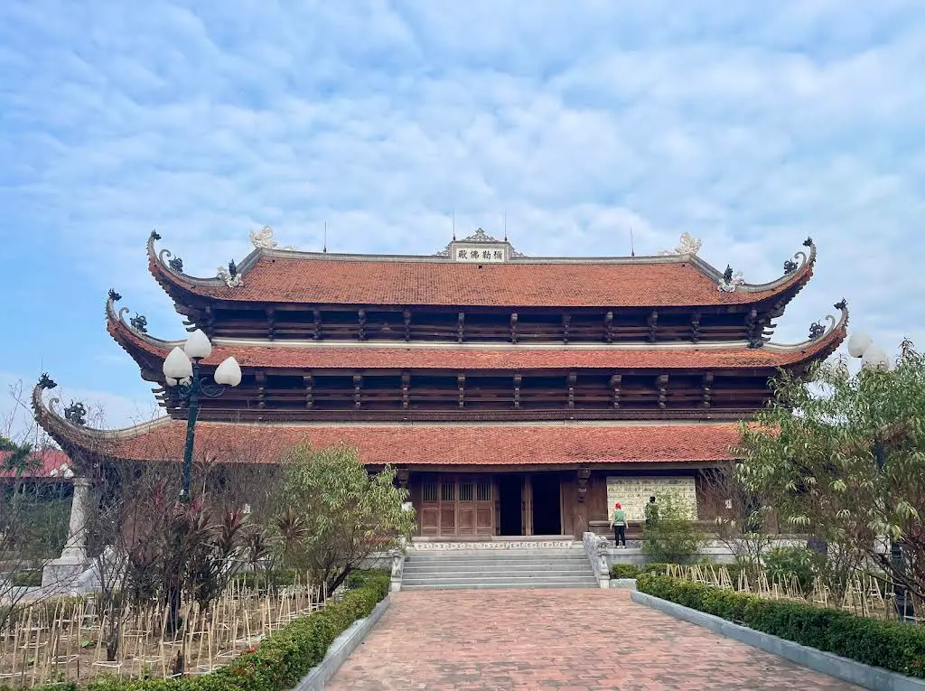 Cảnh quan Chùa Quỳnh Lâm, Đông Triều
