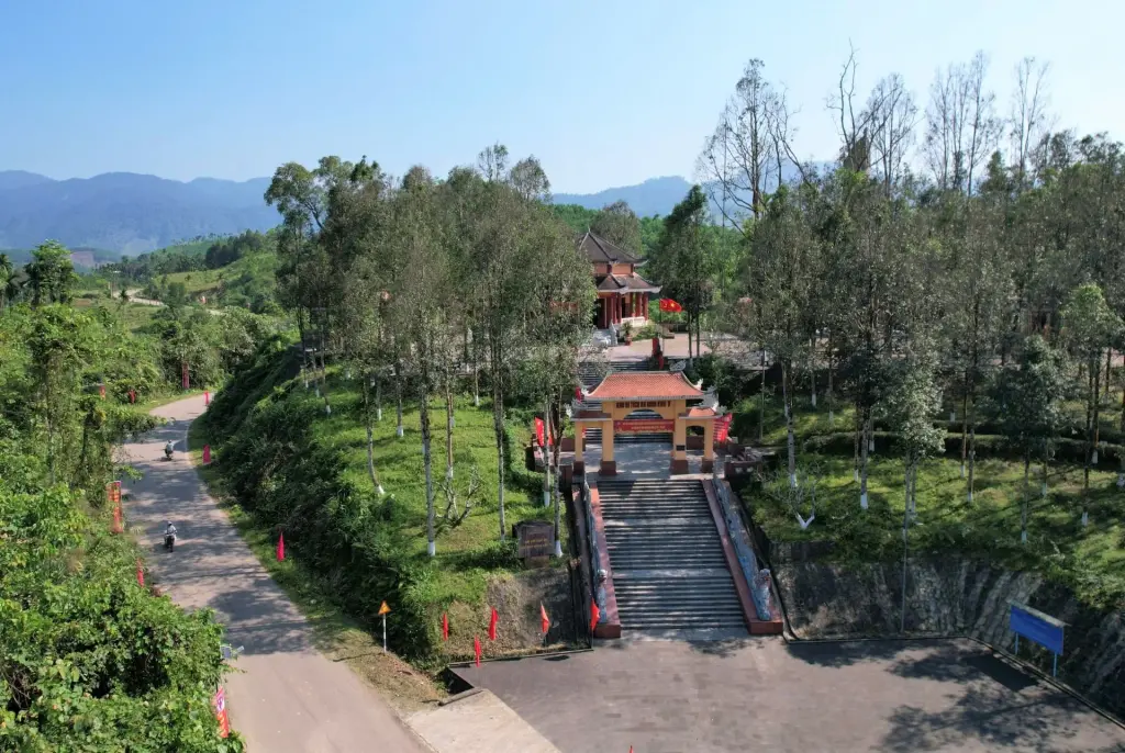 Khu di tích Nước Là nhìn toàn cảnh
