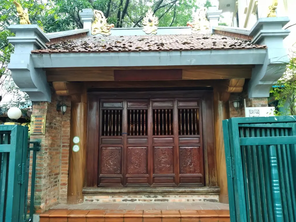 Không gian cảnh quan di tích Lăng Phùng Hưng