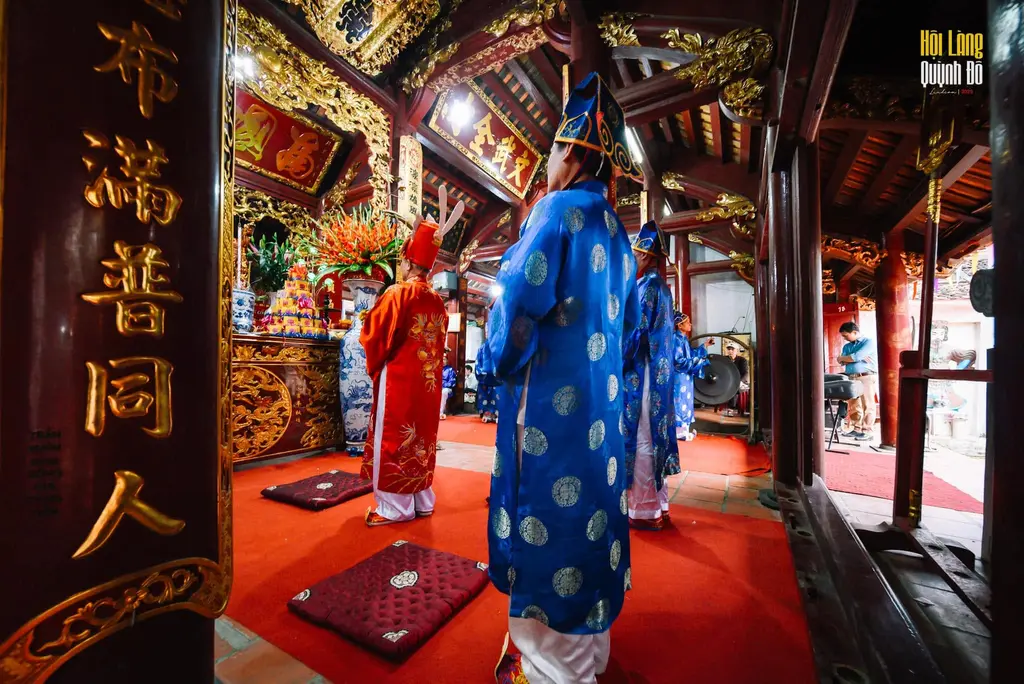 Lễ tế tại Hội làng Quỳnh Đô