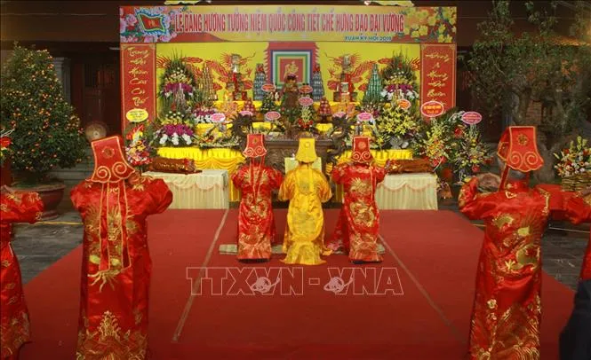 Lễ dâng hương Đức Thánh Trần tại đền A Sào